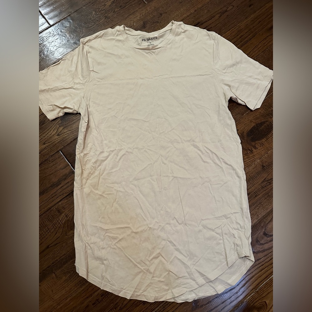 PacSun T-shirt
